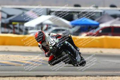 media/Apr-09-2022-SoCal Trackdays (Sat) [[c9e19a26ab]]/Turn 2 (1140am)/